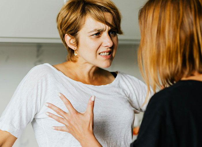 Woman Fed Up With Coworker Preaching Body Positivity While Skinny-Shaming, Blows Up At Her