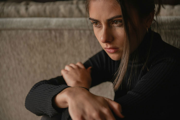 Woman Receives &ldquo;Proof&rdquo; That Her Husband Is Cheating, Finds Out How Crazy Ex-Girlfriends Can Get