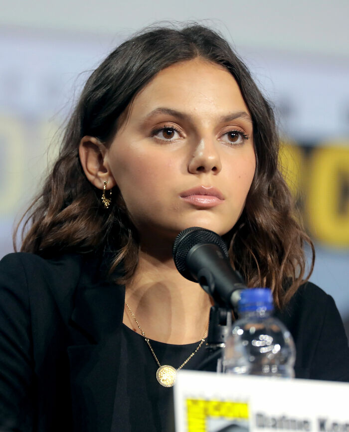 Dafne Keen: Bio And Career Highlights Dafne Keen: Bio And Career Highlights