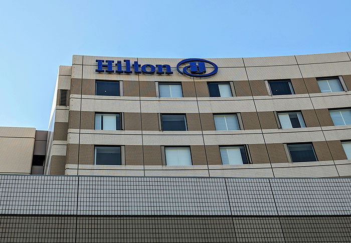 40 Times Celebrities Were So Out Of Touch With Reality It Left People Speechless