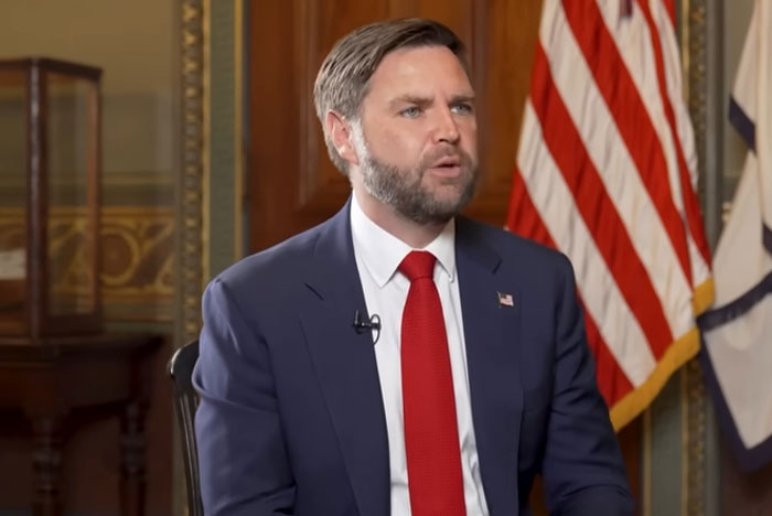 40 Times Celebrities Were So Out Of Touch With Reality It Left People Speechless