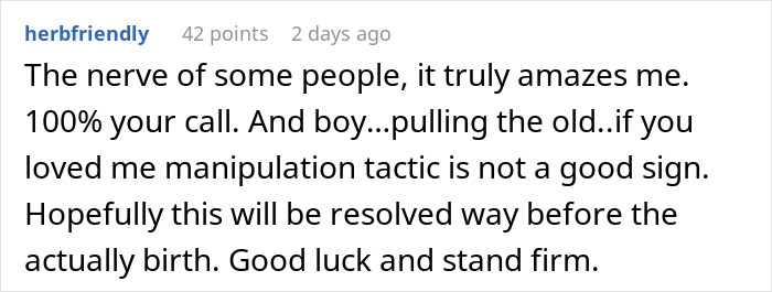 Pregnant Woman Doesn’t Want Fiancé’s Mom In Delivery Room, He Asks Her To “Compromise” Pregnant Woman Doesn’t Want Fiancé’s Mom In Delivery Room, He Asks Her To “Compromise”