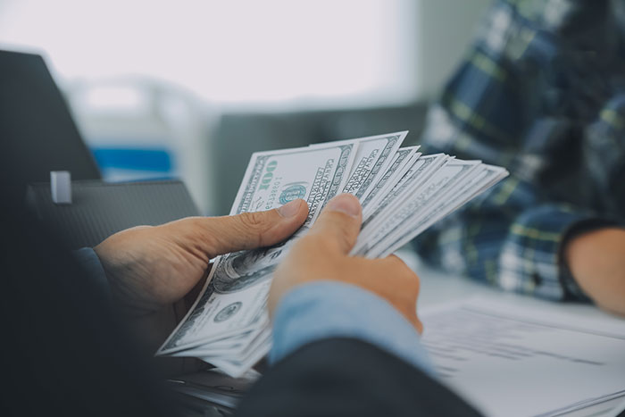 Son Empties Out Estate So Ungrateful Family Ends Up With A “Useless” Will