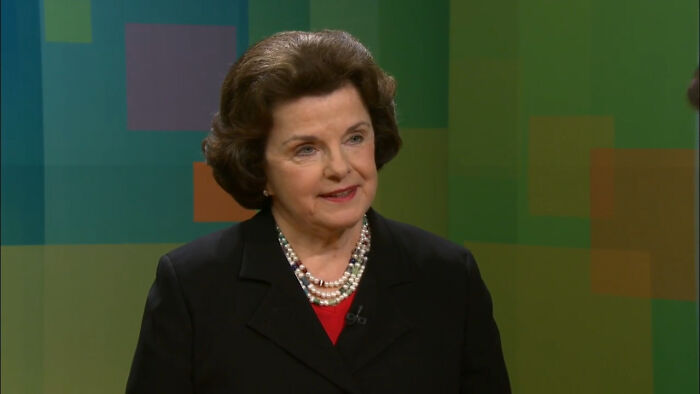 33 Times People Met Their Idols In Real Life, Only To Regret It Deeply, As Shared Online 33 Times People Met Their Idols In Real Life, Only To Regret It Deeply, As Shared Online