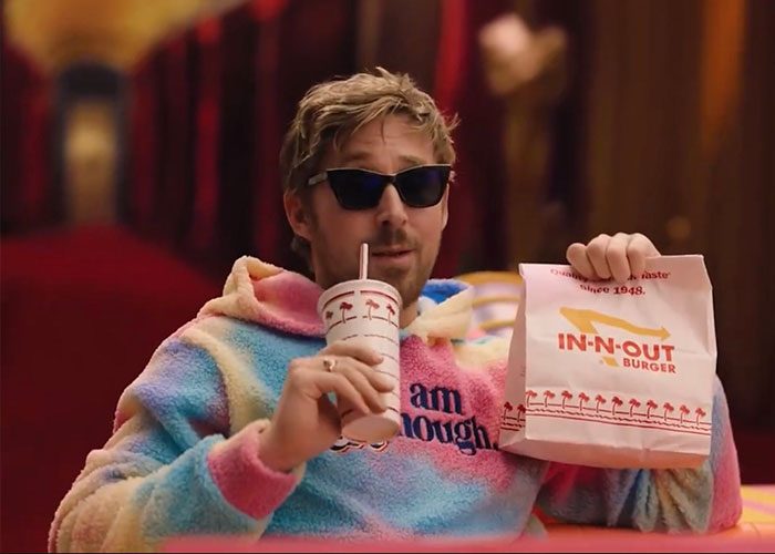 Fans Appalled By The Food At Critics Choice Awards After Star Brutally Calls It Out On Stage