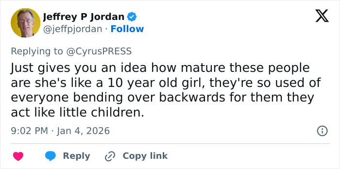 &ldquo;She is a Woman, Not a Dog&rdquo;: Miley Cyrus Pushes Back at Photographers In Tense Red Carpet Encounter