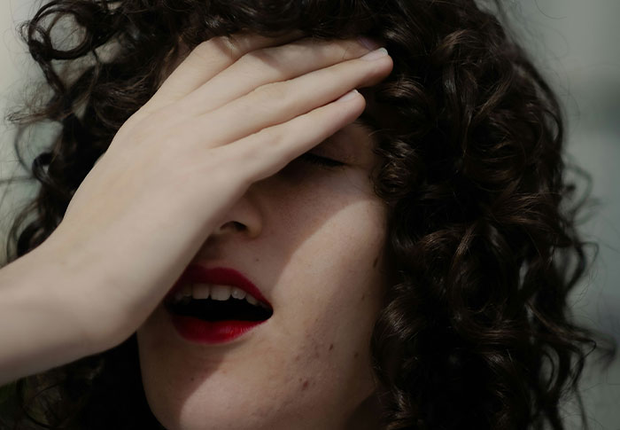 57 Crazy Things Teens Did To Fit Beauty Standards That Everyone Thought Were Normal