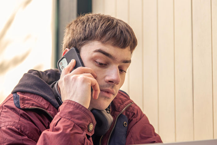 Guy Is Treated Like a ‘Trophy’ by Parents, Neglected Bro Resents Him, Thinking He’s the Golden Child Guy Is Treated Like a ‘Trophy’ by Parents, Neglected Bro Resents Him, Thinking He’s the Golden Child