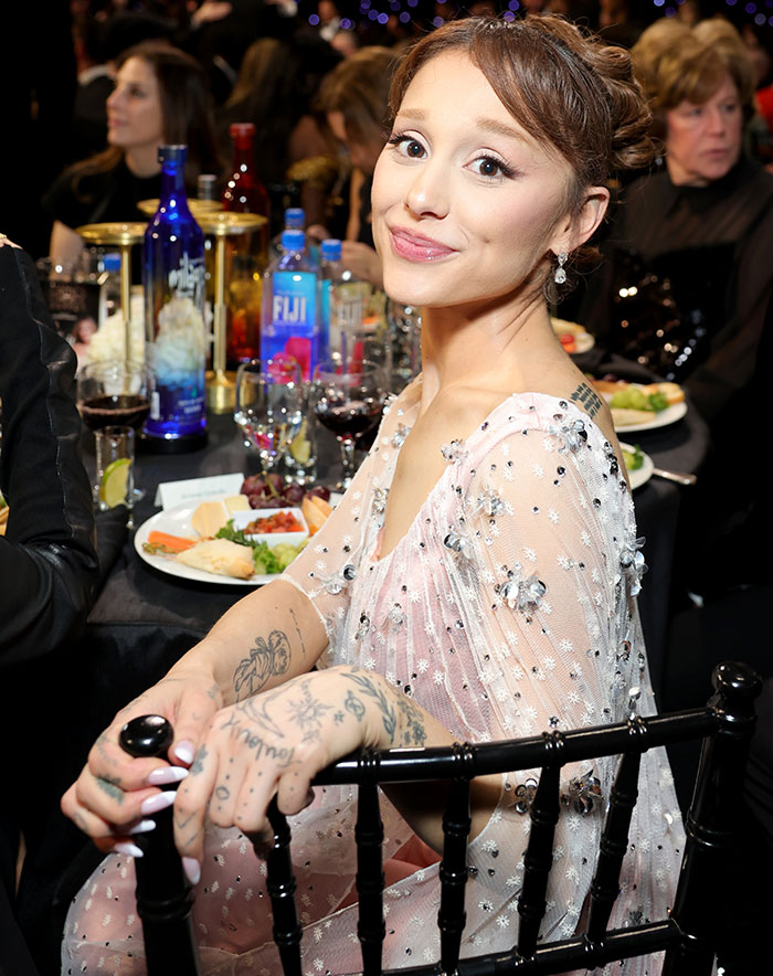 “Needs Help”: Ariana Grande&rsquo;s Photo With Noah Schnapp At Critics Choice Awards Has Fans Talking