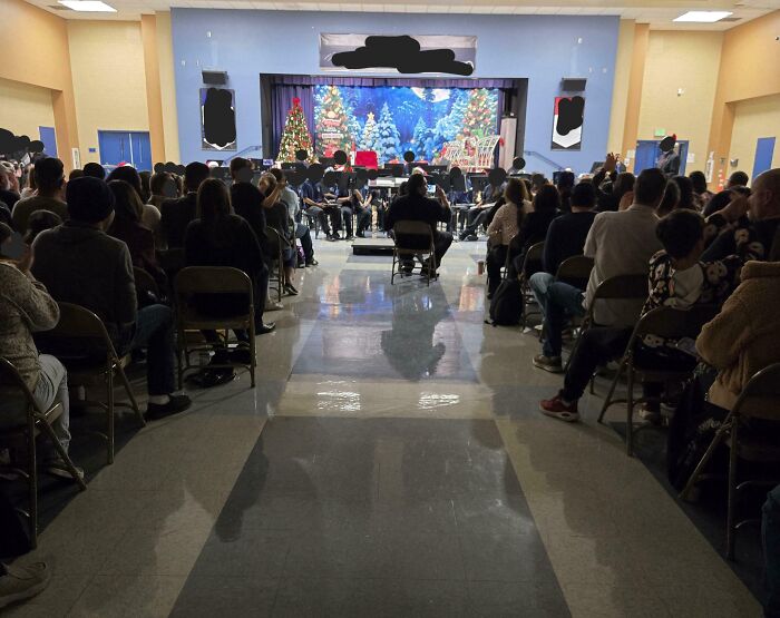 104 Photos Showing That Some People Are Next-Level Jerks (New Pics)