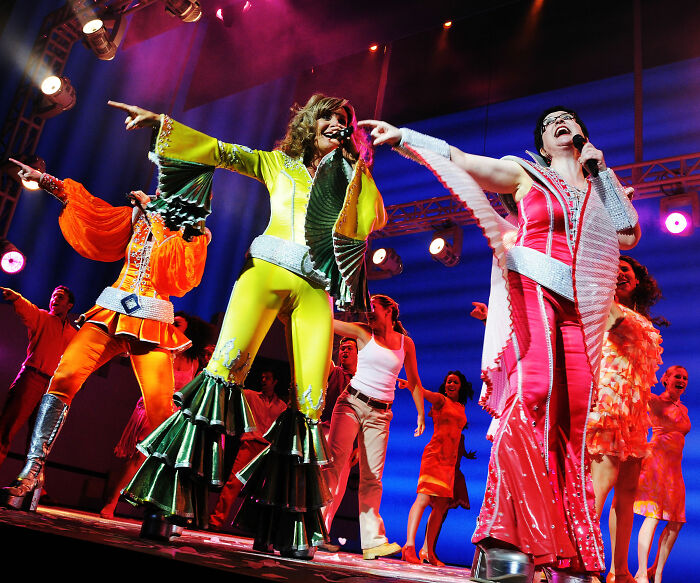 “The Male Karen”: Man’s Epic Meltdown At Mamma Mia! Broadway Show Sparks Heated Debate “The Male Karen”: Man’s Epic Meltdown At Mamma Mia! Broadway Show Sparks Heated Debate