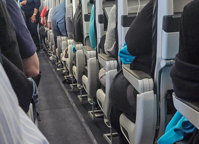“You Have To Pay For The Other Leg”: Furious Passenger Shows ‘Sardine Can’ Seating In New Planes