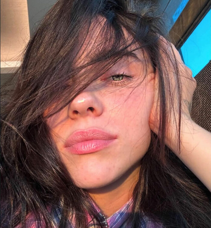 “Brunette Sydney Sweeney”: Billie Eilish New Look Sparks Buzz As She Admits She Never ‘Felt Beautiful’ “Brunette Sydney Sweeney”: Billie Eilish New Look Sparks Buzz As She Admits She Never ‘Felt Beautiful’