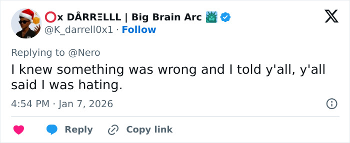 &ldquo;Everyday She Looks Worst&rdquo;: Ariana Grande&rsquo;s Latest ‘Wicked’ Set Photo Fuels Concern