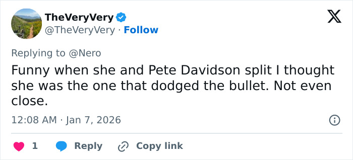 &ldquo;Everyday She Looks Worst&rdquo;: Ariana Grande&rsquo;s Latest ‘Wicked’ Set Photo Fuels Concern