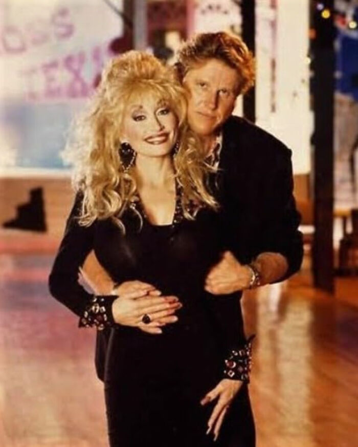 &ldquo;It Rained Frogs&rdquo;: 76 People Share True Events From Their Lives That Sound Completely Made Up