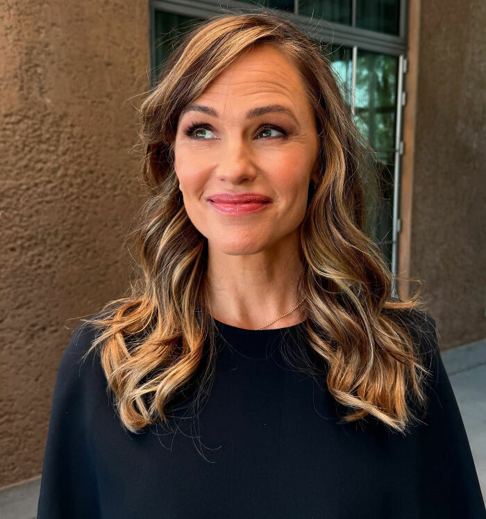 “She Is So Trauma Bonded”: Jennifer Garner Makes Rare Comments About Her Divorce With Ben Affleck “She Is So Trauma Bonded”: Jennifer Garner Makes Rare Comments About Her Divorce With Ben Affleck