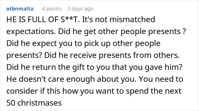 Man Fails To Buy His GF Any Christmas Presents Then Claims The Holiday Just “Snuck Up” On Him Man Fails To Buy His GF Any Christmas Presents Then Claims The Holiday Just “Snuck Up” On Him