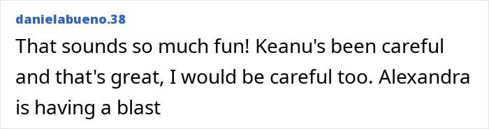 Video Of Keanu Reeves “In Pain” While Ice Skating With Girlfriend Reignites Conspiracy Theories Video Of Keanu Reeves “In Pain” While Ice Skating With Girlfriend Reignites Conspiracy Theories