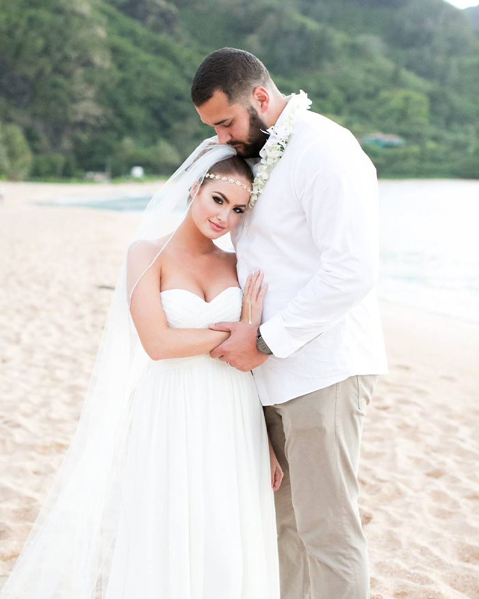 Former NFL Star’s Ex-Wife Opens Up After He Sues For ‘Invasive’ Comments About The Size Of His Manhood