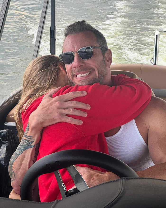 Dax Shepard’s Talk With 11YO Daughter About Freezing Her Eggs Divides The Internet