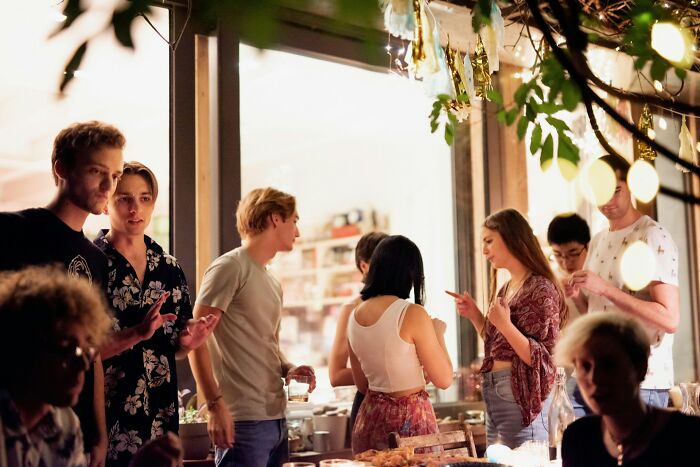 35 People Share Things That Are Normal In Their Country But Offensive Elsewhere 35 People Share Things That Are Normal In Their Country But Offensive Elsewhere