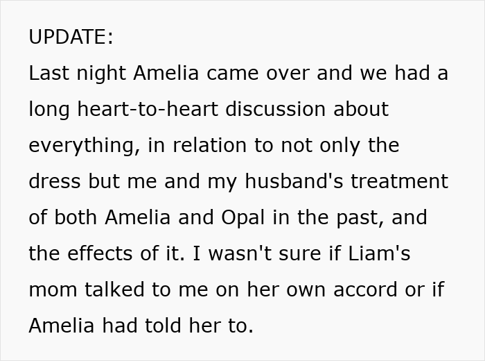 Mom Clings To Daughter&rsquo;s Wedding Dress After Losing Her, Older Daughter Mad Mom Won&rsquo;t Hand It Over