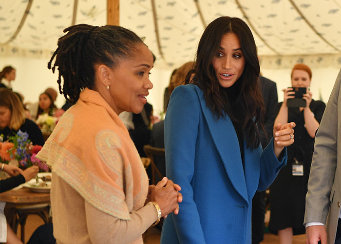 “Like Mother, Like Daughter”: Meghan Markle’s Alleged Rift With Mom Doria Sparks Wild Theories “Like Mother, Like Daughter”: Meghan Markle’s Alleged Rift With Mom Doria Sparks Wild Theories