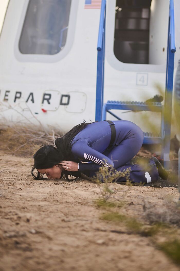 52 Pop Culture Moments That Made People Cringe Hard