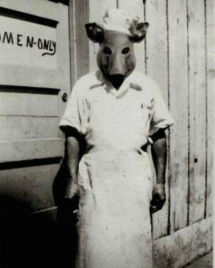 92 Old Black & White Pics You Might Enjoy If You Like Everything Odd And Creepy