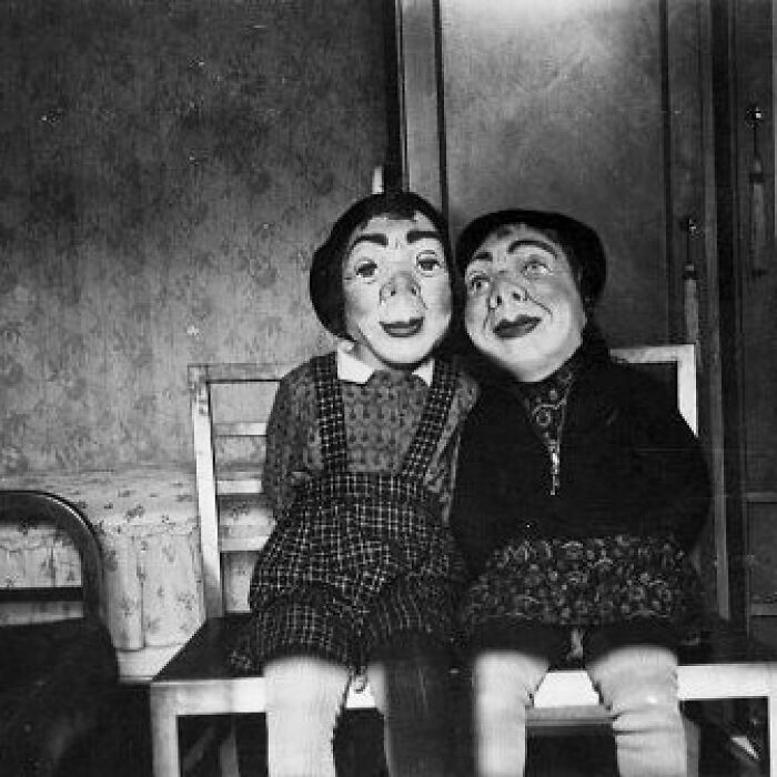 92 Old Black & White Pics You Might Enjoy If You Like Everything Odd And Creepy