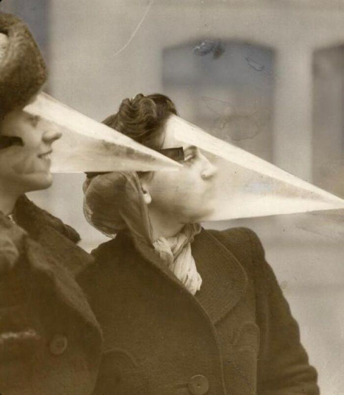 92 Old Black & White Pics You Might Enjoy If You Like Everything Odd And Creepy