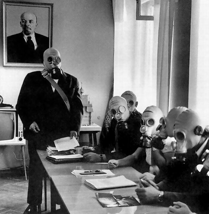 92 Old Black & White Pics You Might Enjoy If You Like Everything Odd And Creepy