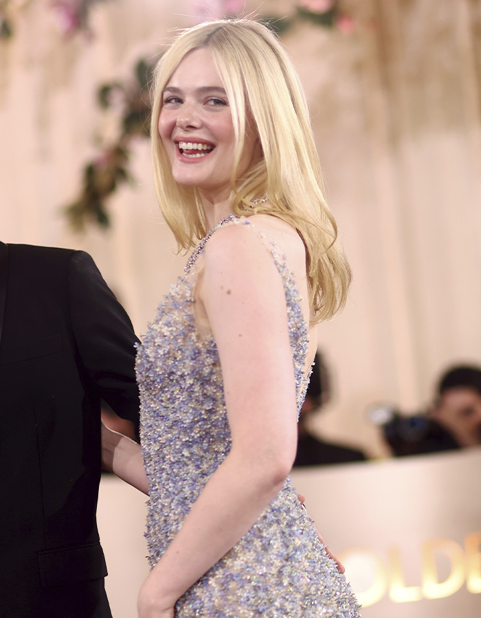 &ldquo;Electric Head&rdquo;: Elle Fanning&rsquo;s Golden Globes Look Sparks Divided Fan Reactions