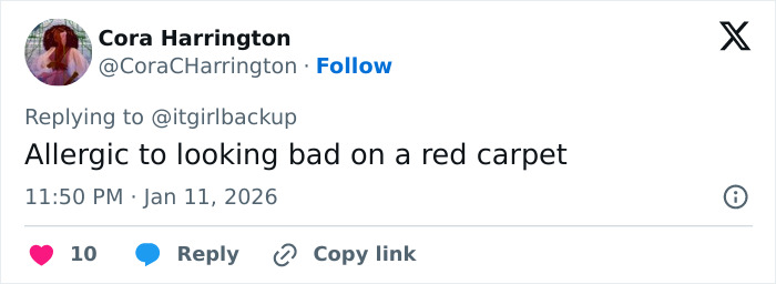 &ldquo;Electric Head&rdquo;: Elle Fanning&rsquo;s Golden Globes Look Sparks Divided Fan Reactions