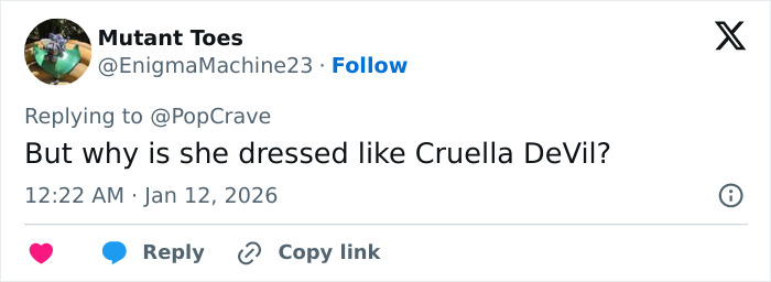 “Disgusting Mess”: Selena Gomez And Benny Blanco’s Golden Globes Look Has Fans Talking