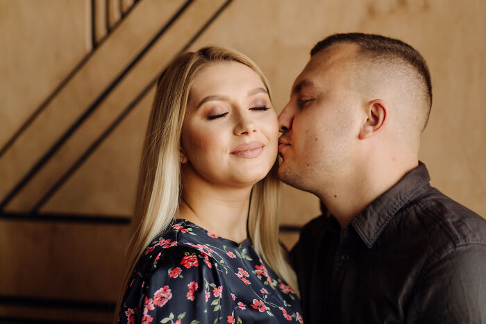 “Love Letter He Wrote Was Returned To Our Home”: 57 Times People Found Out Their Partner Was Cheating