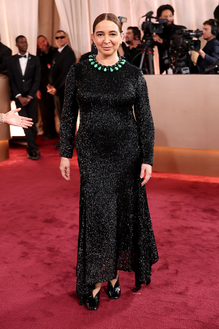 &ldquo;Does Her Stylist Hate Her?&rdquo;: 40 Red Carpet Fashion Disasters From The 2026 Golden Globes