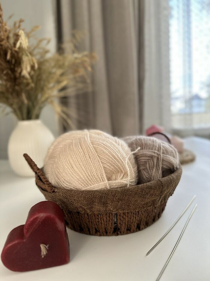 I Photograph The Teddy Bears I Knit Like Little Characters (5 Pics)