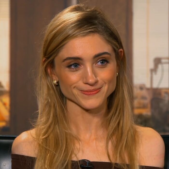 Natalia Dyer: Bio And Career Highlights