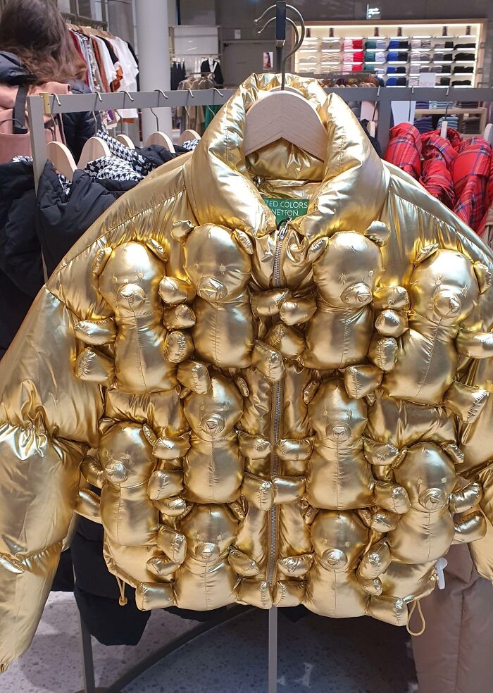 &ldquo;Life&rsquo;s Too Short For Boring Pants&rdquo;: 64 Fashion Fails That Deserve Their Own Runway