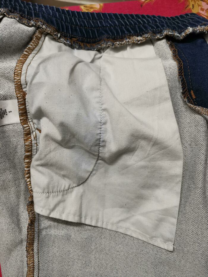 &ldquo;Life&rsquo;s Too Short For Boring Pants&rdquo;: 64 Fashion Fails That Deserve Their Own Runway