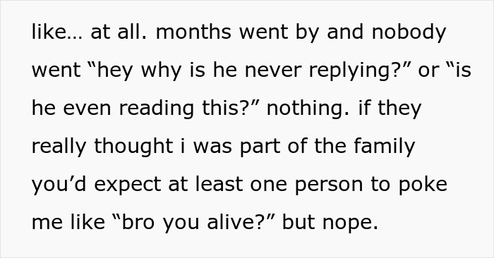 Guy Gets Added To Random Family Group Chat, He Spends 7 Months Getting Emotionally Invested