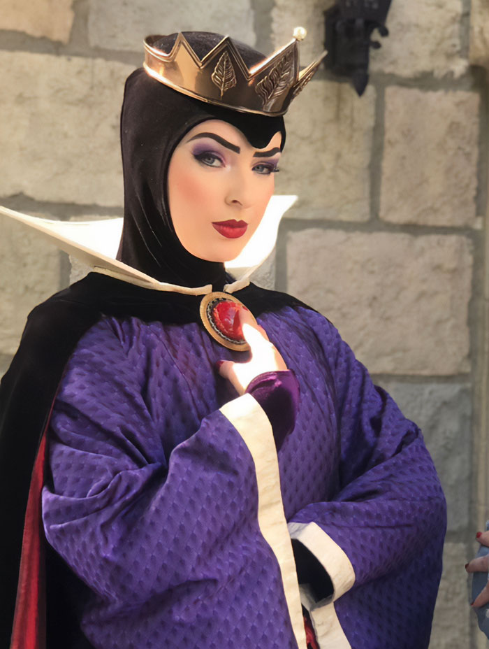 Viral Evil Queen Breaks Her Silence After Getting Fired From Disneyland, Revealing Her Identity
