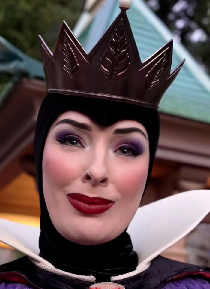 Viral Evil Queen Breaks Her Silence After Getting Fired From Disneyland, Revealing Her Identity