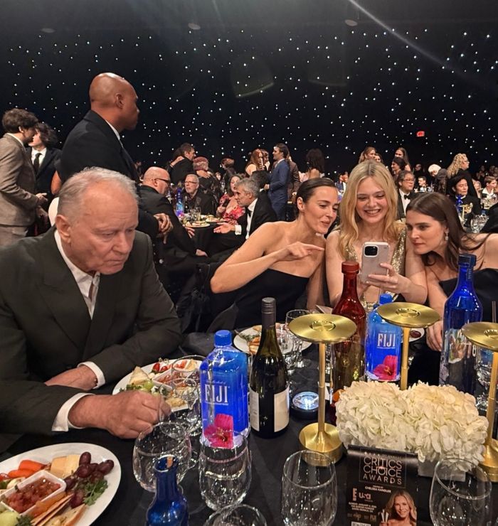 “He’s Right”: Stellan Skarsg&aring;rd Speaks Out On The Critics Choice Awards&rsquo; &ldquo;Disappointing&rdquo; Food