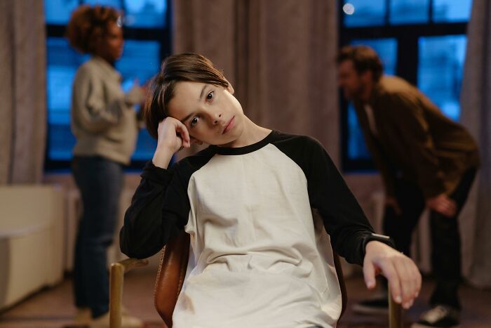 32 People Spill The Tea On Their Biggest Family Secrets