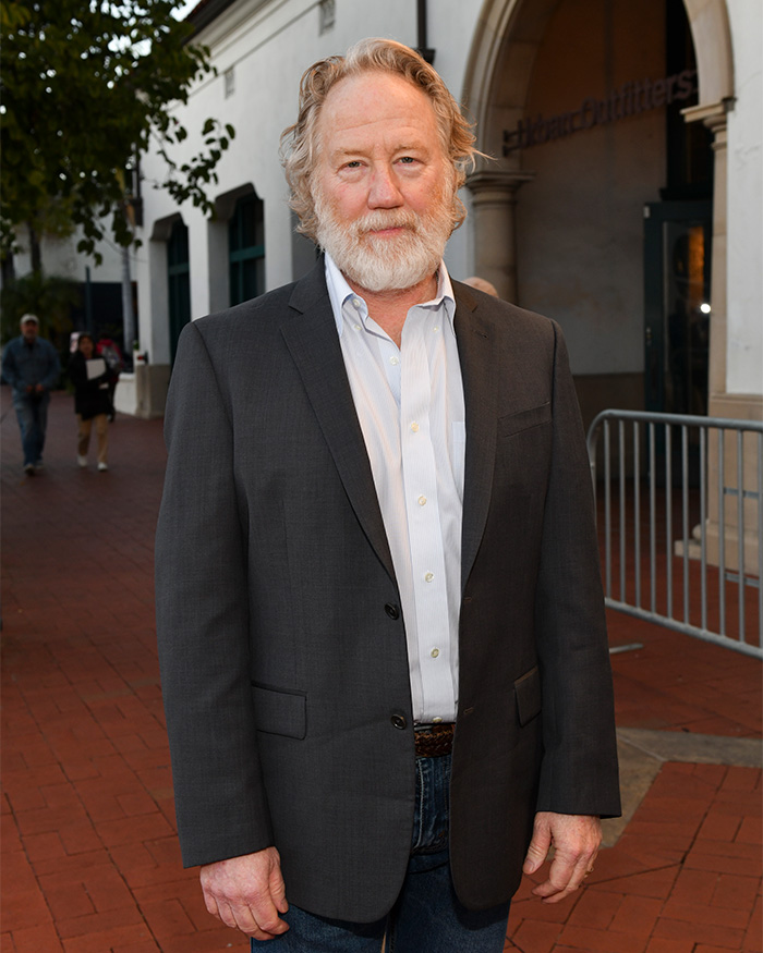 Armed Federal Agents Smashed Down Door Of Timothy Busfield’s Home After Horrific Accusations Armed Federal Agents Smashed Down Door Of Timothy Busfield’s Home After Horrific Accusations