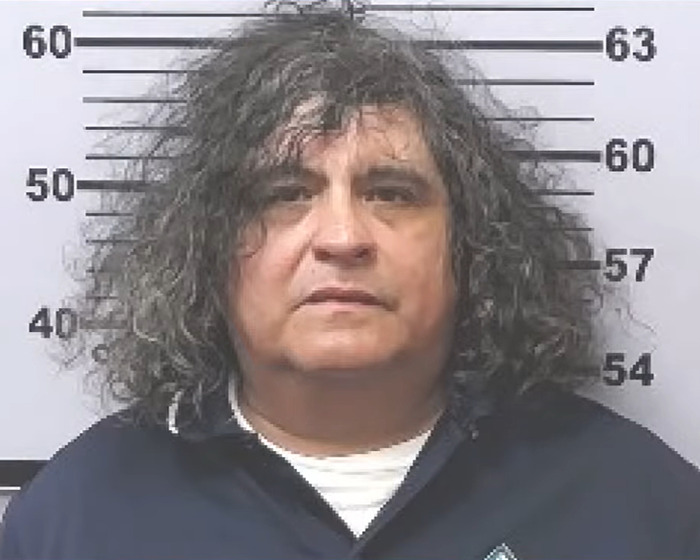 Girl Abandoned In Mobile Home For A Year Wrote Devastating Note Reflecting &ldquo;Horrific&rdquo; Situation