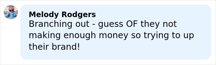 Adult Stars Arrested And Kicked Off Flight After Refusing To Get Out Of First-Class Seats